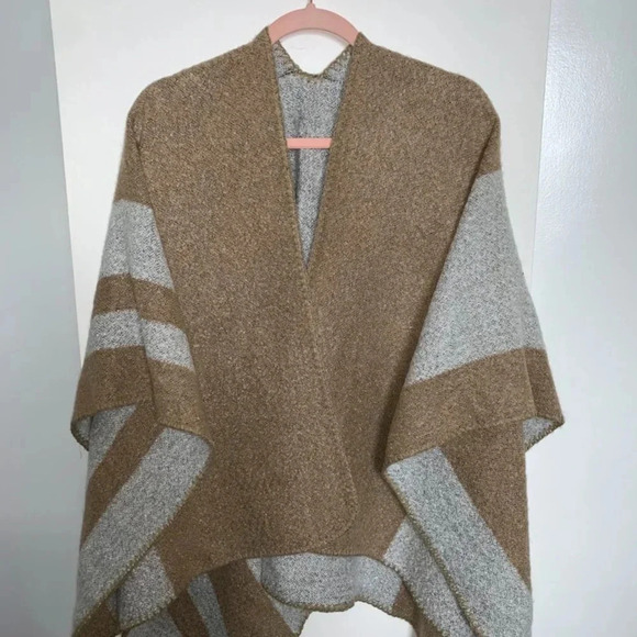 Women's Blanket Shawl Wrap Poncho Open Front Cape Brown Grey Fall Neutral - Picture 5 of 16